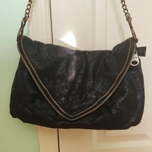 Matt & Nat Black Textured Zipper Shoulder Bag